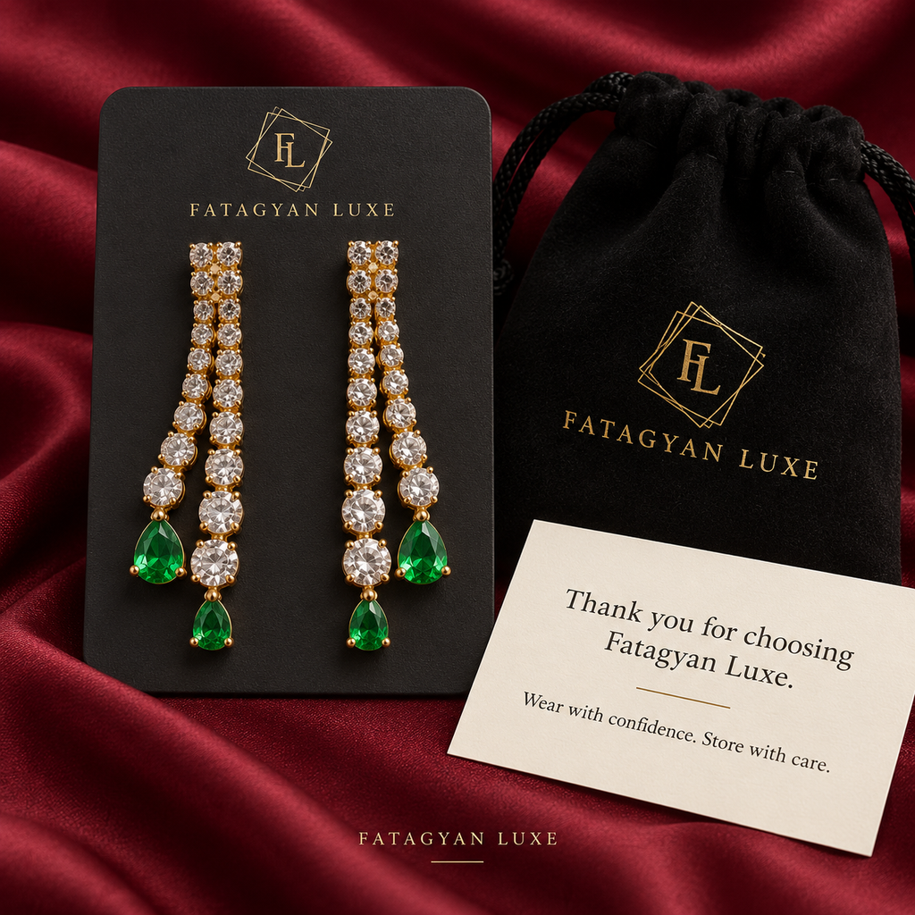 Émeraude Cascade Crystal Drop Earrings – 18K Gold Plated XP002