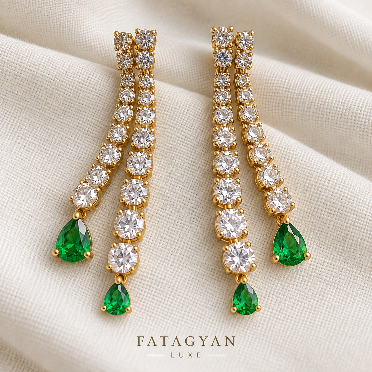 Émeraude Cascade Crystal Drop Earrings – 18K Gold Plated XP002