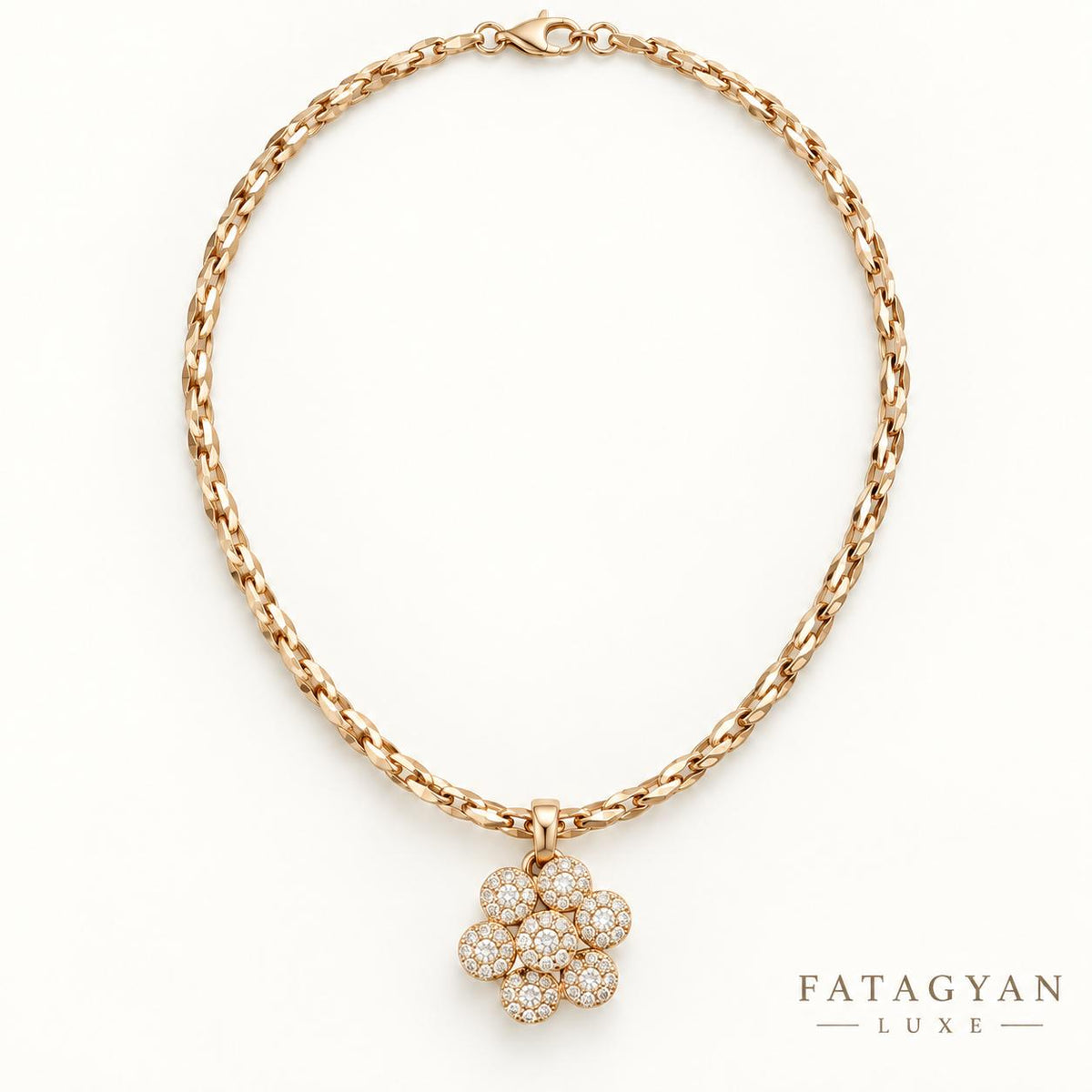 Crystal Paw Pendant Necklace – 18K Gold Plated XP001