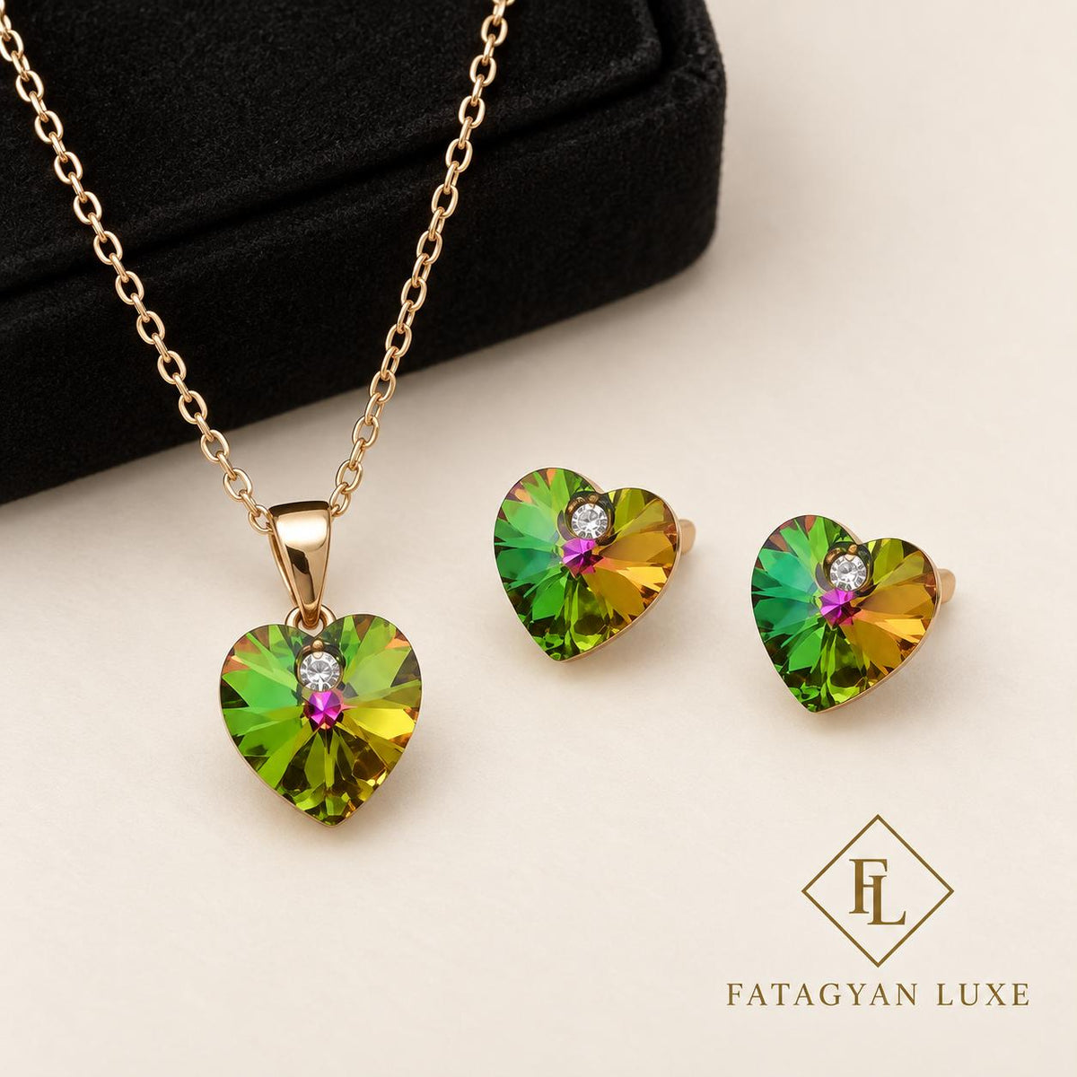 Éclat Heart Swarovski Crystal Jewellery Set – Aurora Green 05