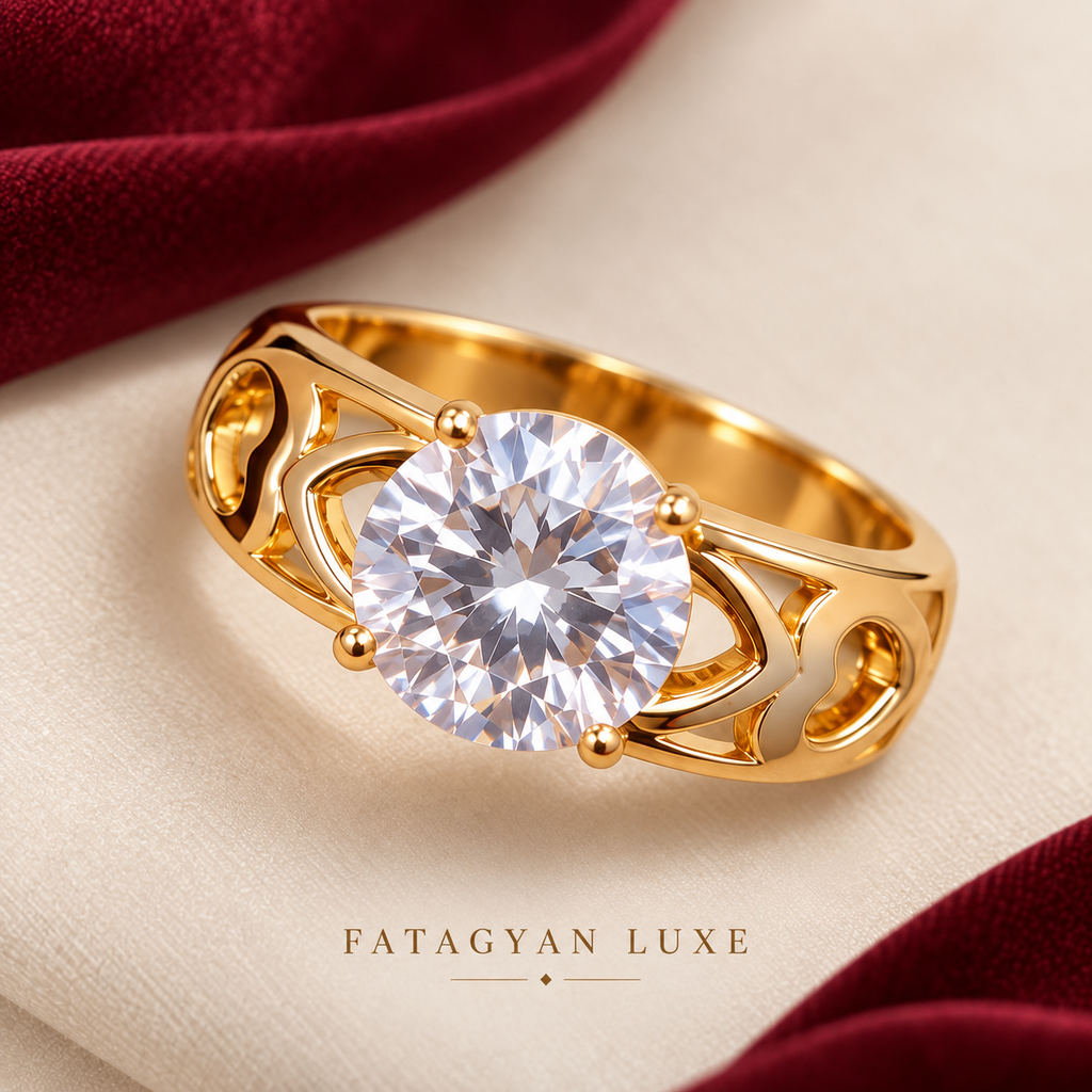Amora Heartline Crystal Ring detail