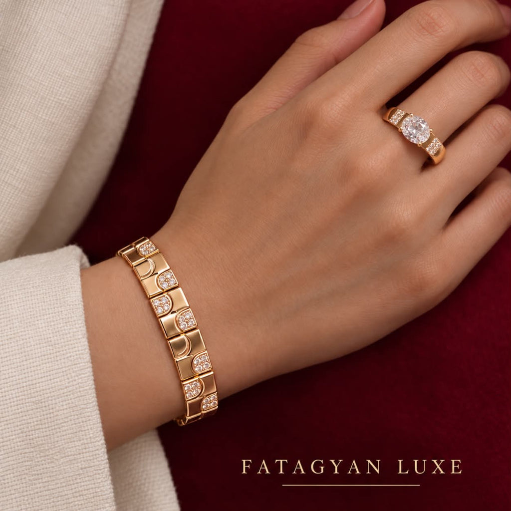 Lumière Arc Bracelet & Ring Set worn