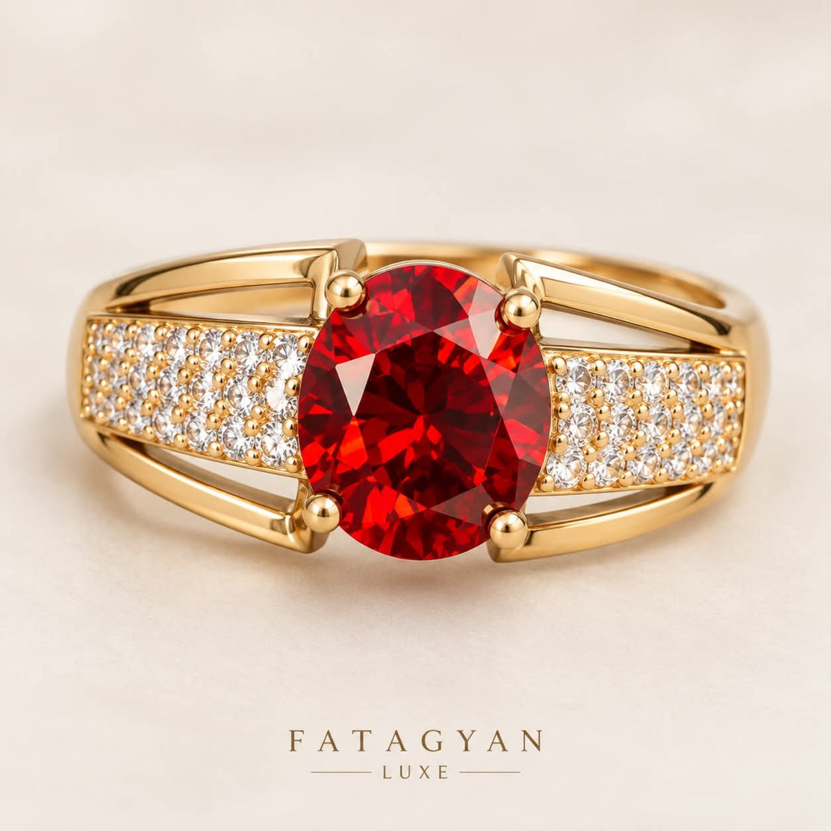 Rouge Éclat Crystal Ring detail