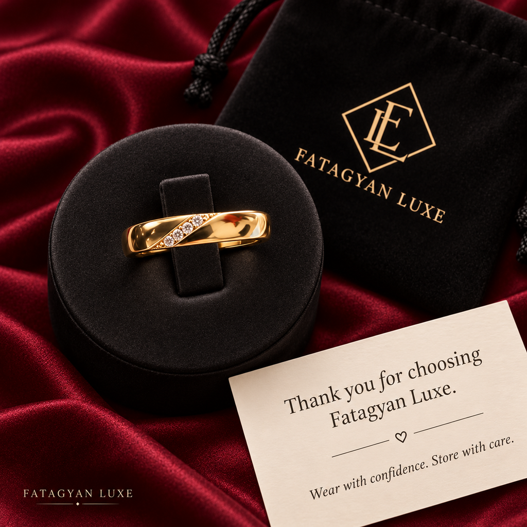 Vallière Pavé Sweep Ring luxury packaging