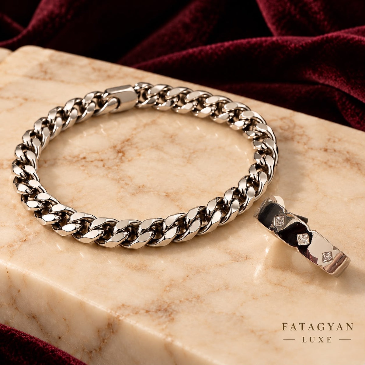 Regent Curb men's silver-tone bracelet and ring jewellery set on stone